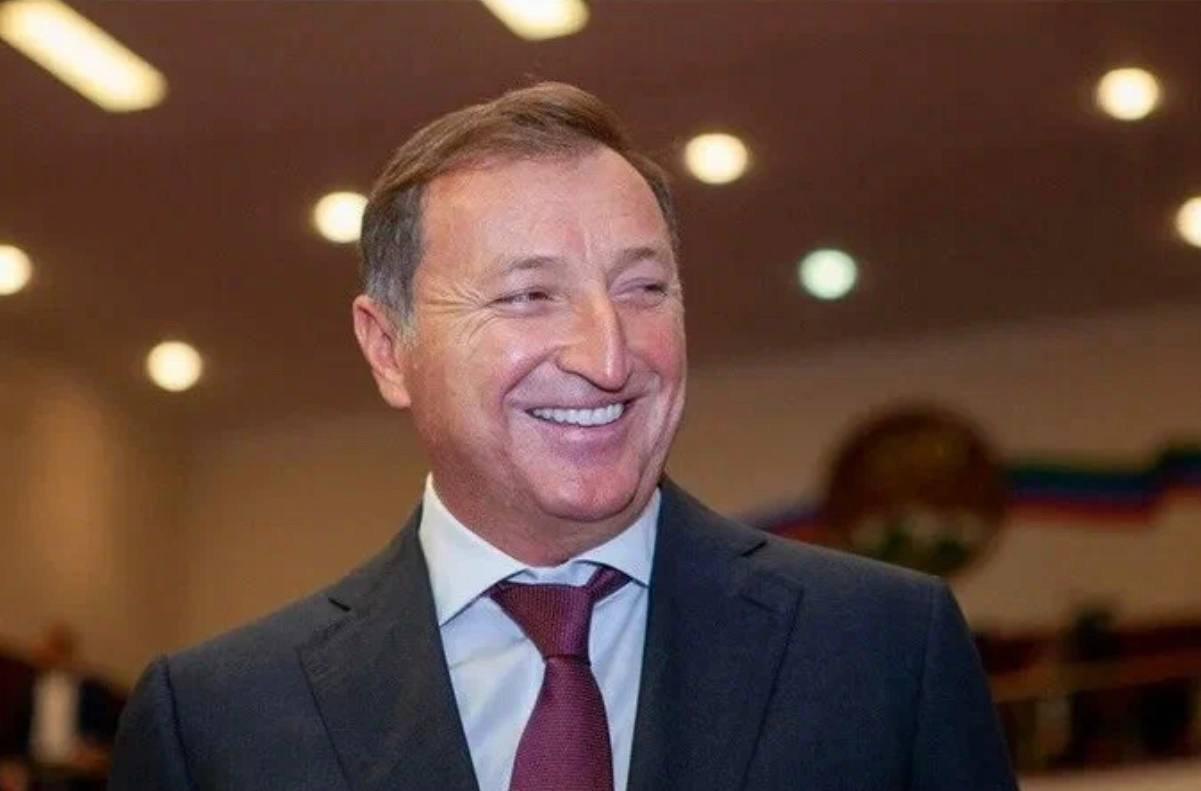 Юрий Гамзатов: "Народное Собрание играет ключевую роль в реализации проектов, направленных на цифровизацию экономики"